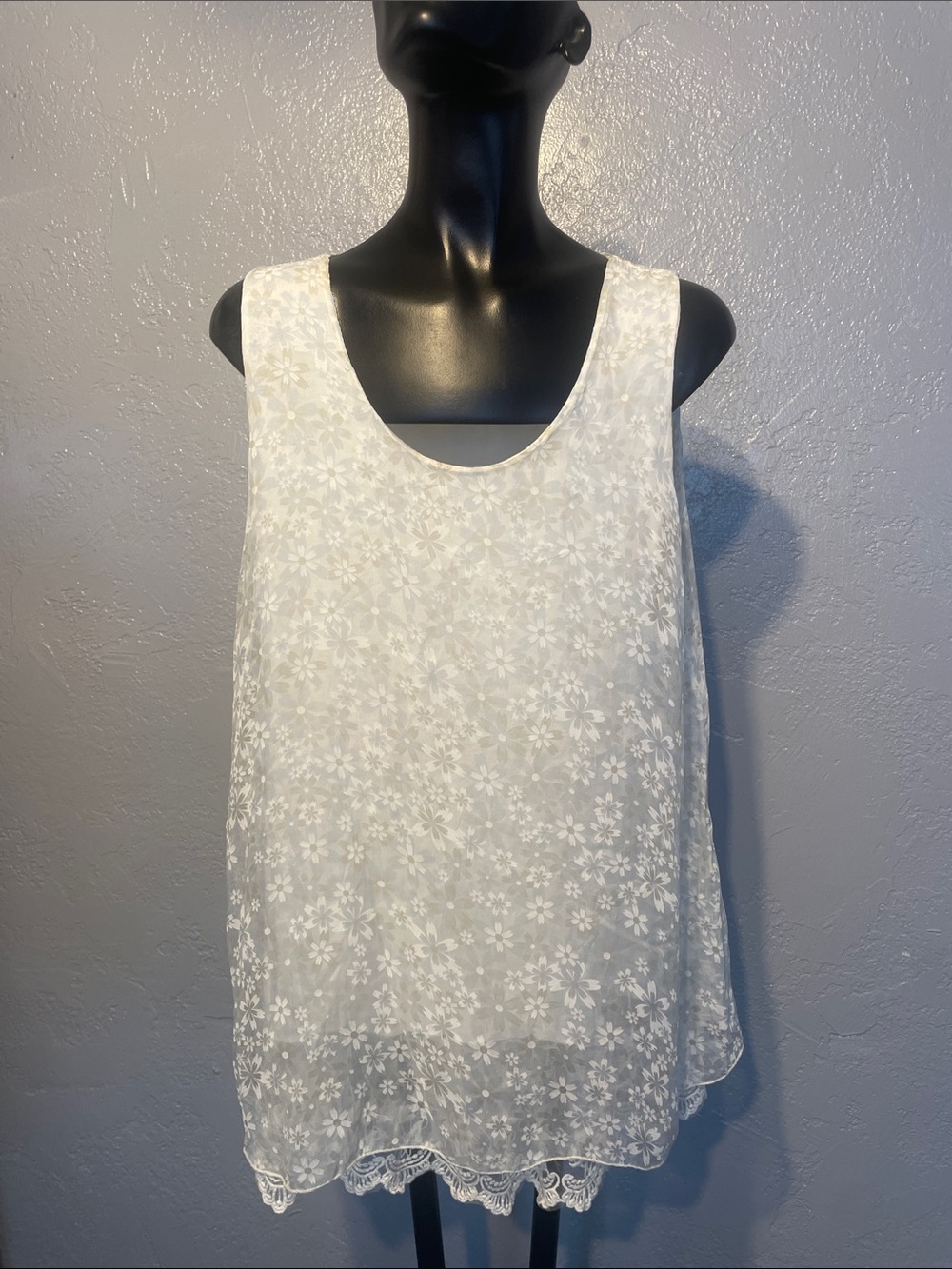 Women's White Floral Lace Overlay Tank Top silk no label
